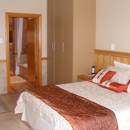 Bubez Guesthouse Barberton Eksteriør billede