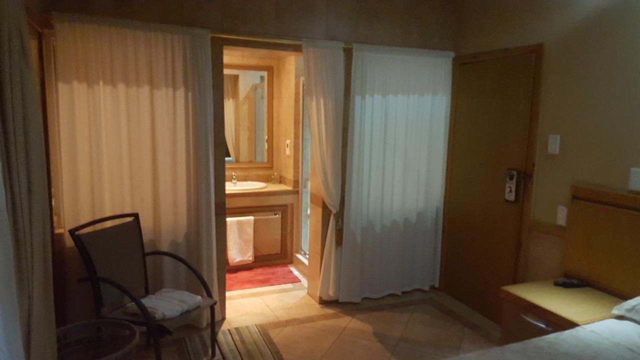 Bubez Guesthouse Barberton Eksteriør billede