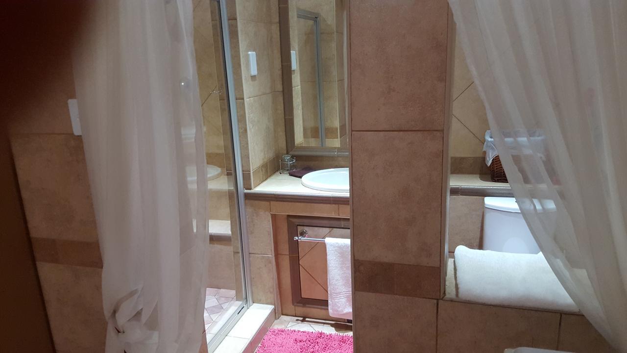 Bubez Guesthouse Barberton Eksteriør billede