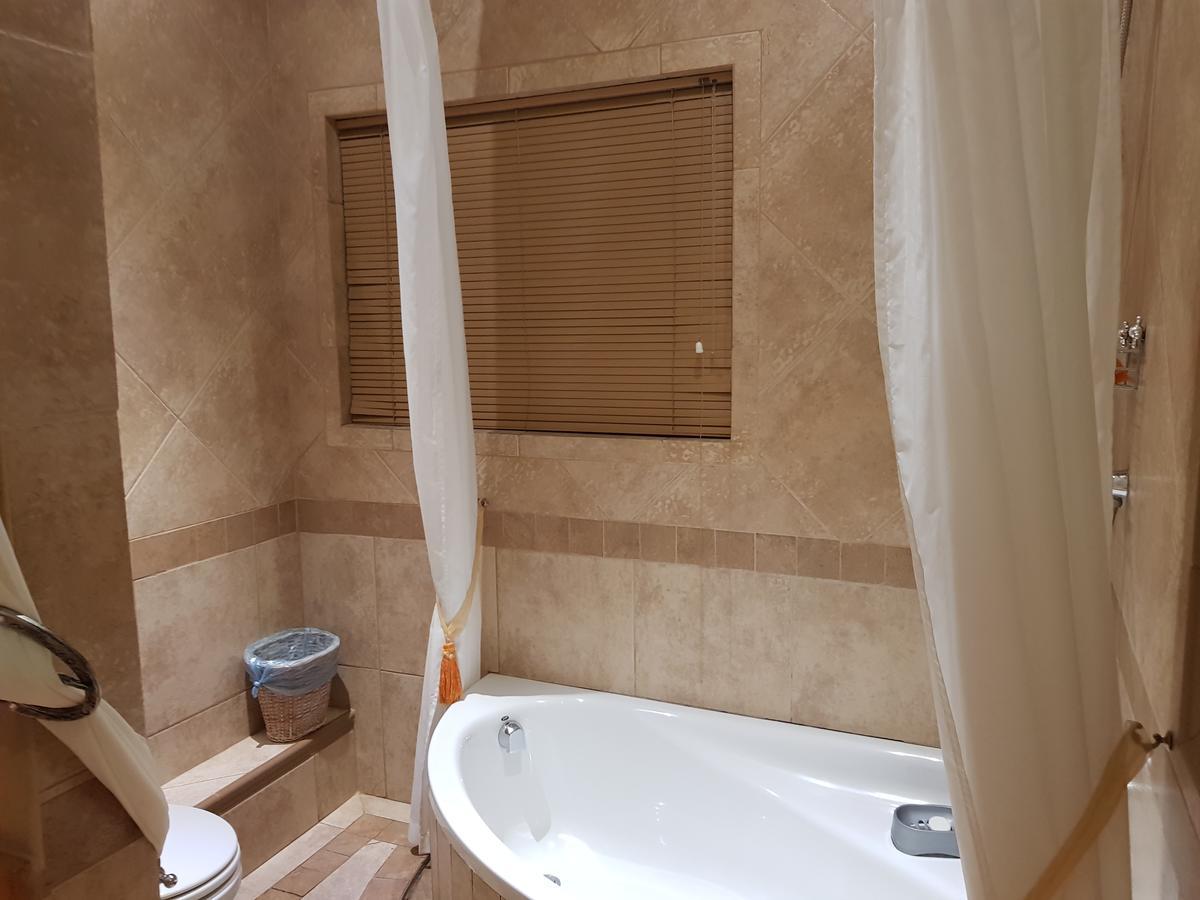Bubez Guesthouse Barberton Eksteriør billede