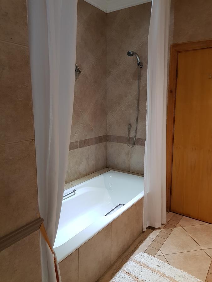 Bubez Guesthouse Barberton Eksteriør billede